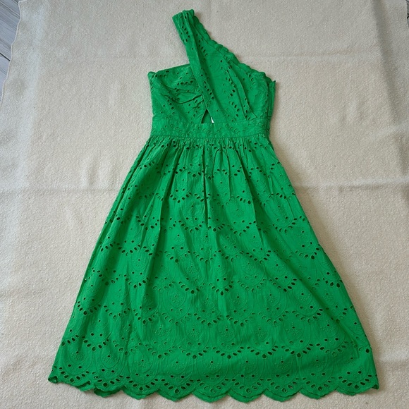 NWT FRENCH CONNECTION Appelona Broderie Anglaise One Shoulder Dress Size 8 - Picture 10 of 10